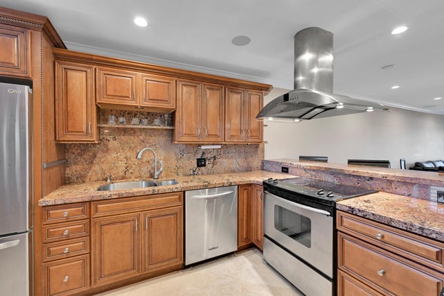 5 of 11 - 3605 S Ocean Boulevard #534, South Palm Beach, FL