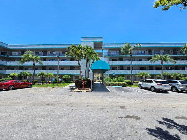 1 of 17 - 4725 Lucerne Lakes Boulevard E #413, Lake Worth, FL