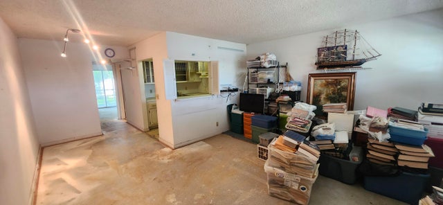 1 of 9 - 350 Farnham Q, Deerfield Beach, FL