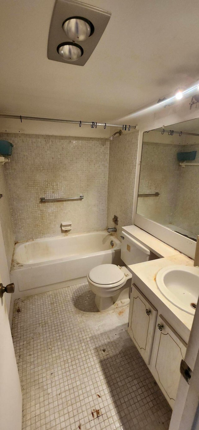 5 of 9 - 350 Farnham Q, Deerfield Beach, FL