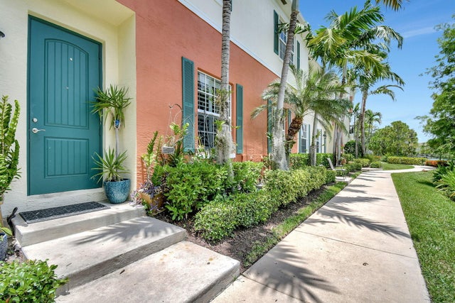 4 of 34 - 264 Sw 6 Court, Pompano Beach, FL