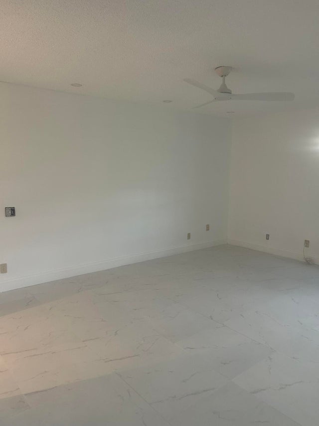 4 of 15 - 5657 Lakeview Mews Drive, Boynton Beach, FL