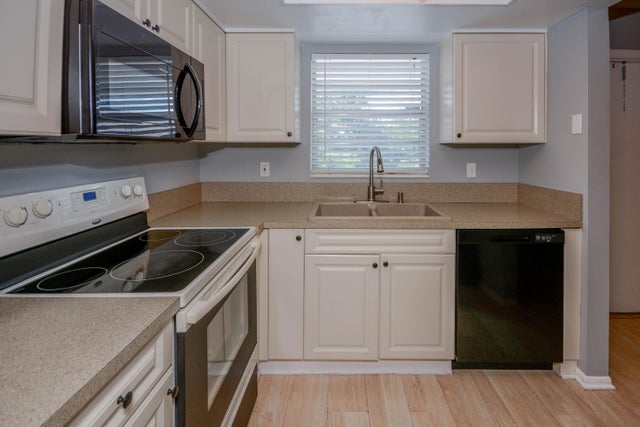 3 of 28 - 2950 Se Ocean Boulevard #1-7, Stuart, FL