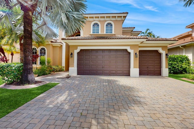 2 of 42 - 544 Edgebrook Lane, West Palm Beach, FL