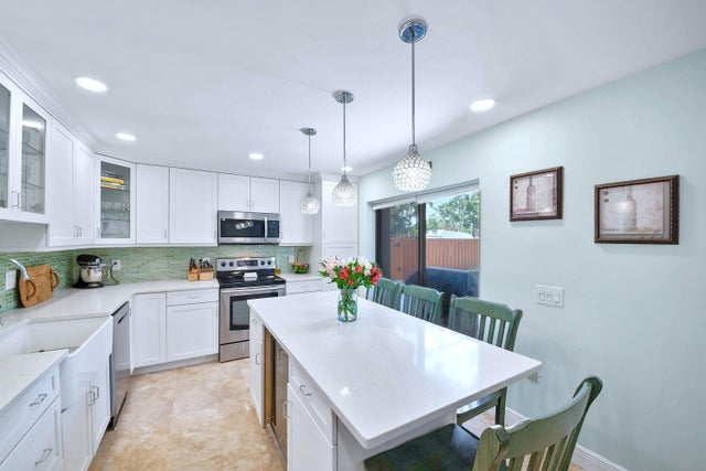 4 of 25 - 311 Buttonwood Lane, Boynton Beach, FL