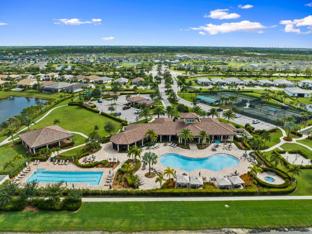 2 of 76 - 206 Se Courances Drive, Port Saint Lucie, FL