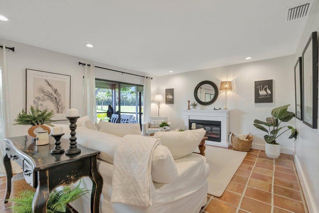 1 of 88 - 27 Westgate Lane #c, Boynton Beach, FL