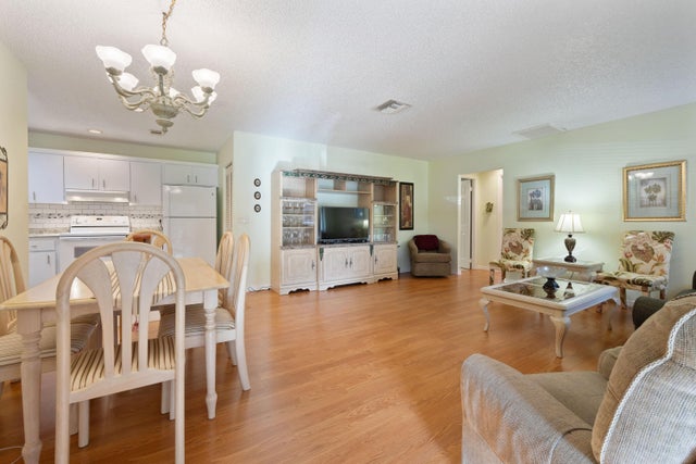 3 of 19 - 5817 La Pinata Boulevard #d-2, Greenacres, FL
