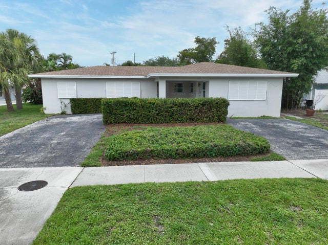 1 of 36 - 522 Eastwind Drive, North Palm Beach, FL