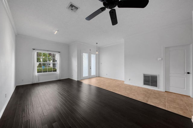5 of 49 - 212 Kensington Way, Royal Palm Beach, FL