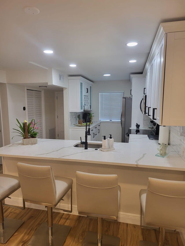 1 of 22 - 4266 Deste Court #201, Lake Worth, FL