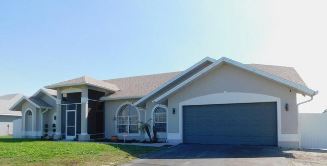 2 of 27 - 680 Manhattan Street E, Lehigh Acres, FL