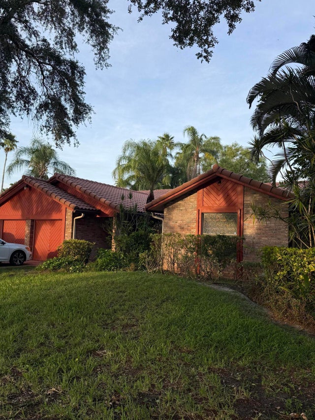 2 of 35 - 1533 Nw 111 Avenue, Coral Springs, FL