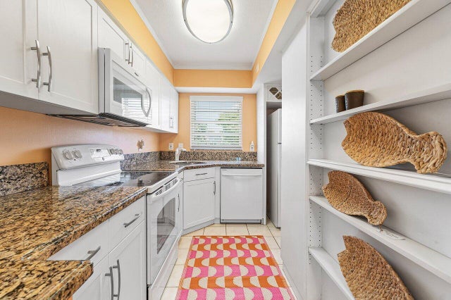4 of 48 - 18081 Se Country Club Drive #bldg 15 Unit 149, Tequesta, FL