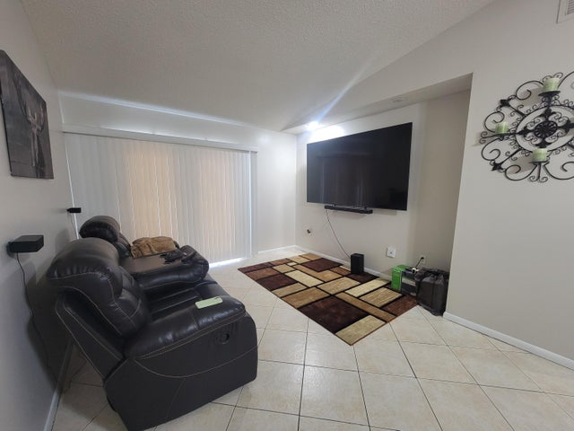 3 of 10 - 2001 Oleander Boulevard #c, Fort Pierce, FL