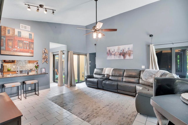 4 of 23 - 9213 Nw 49th Place, Sunrise, FL