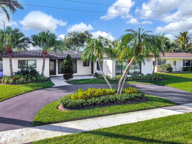 1 of 37 - 908 Se 16th Street, Deerfield Beach, FL