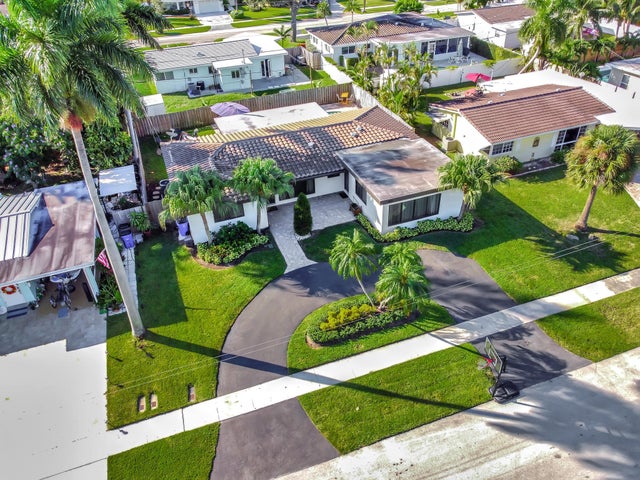 2 of 37 - 908 Se 16th Street, Deerfield Beach, FL