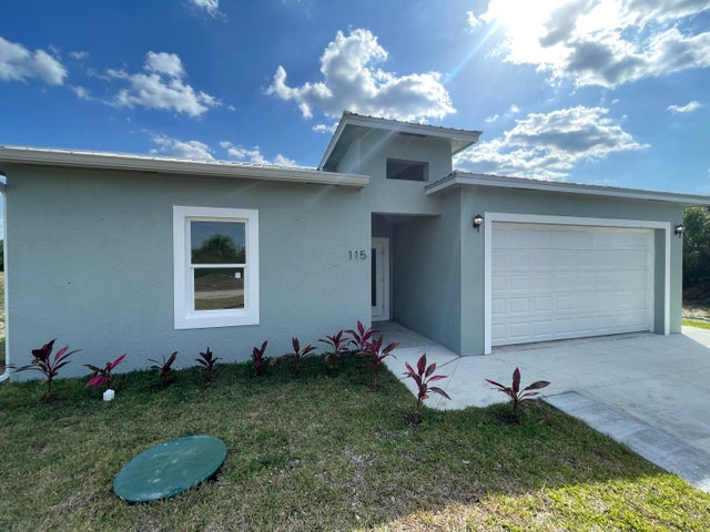 2 of 19 - 115 Lansing Circle #11, Labelle, FL