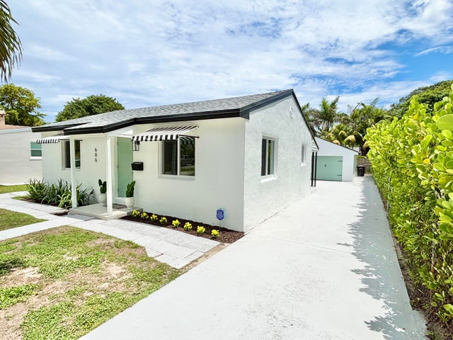 2 of 41 - 606 Avenida Alegre, West Palm Beach, FL