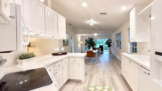 4 of 52 - 2861 Livingston Lane, West Palm Beach, FL