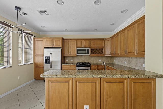 4 of 54 - 2900 Nw 125th Avenue #3-305, Sunrise, FL