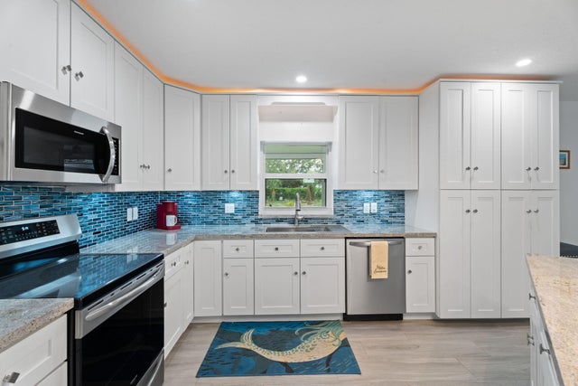 3 of 39 - 372 Se Oakridge Drive, Port Saint Lucie, FL