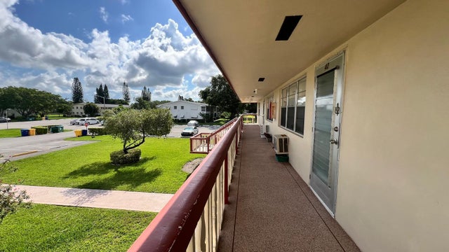 2 of 13 - 42 Sussex B, West Palm Beach, FL