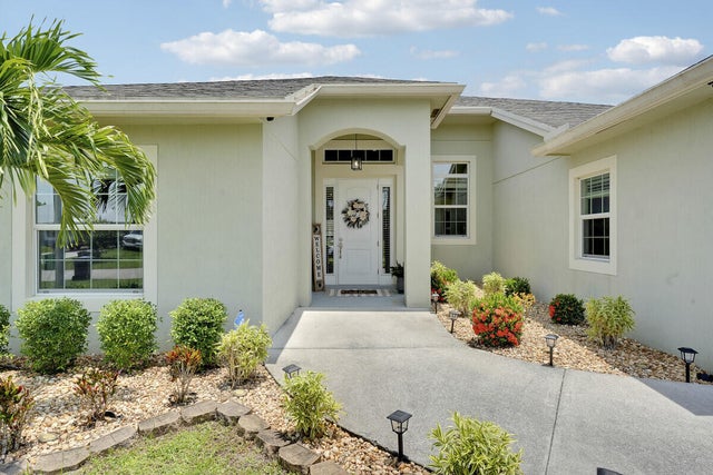 3 of 43 - 4481 Sw Hagaplan Street, Port Saint Lucie, FL