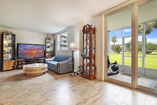 3 of 29 - 250 Nw 67th Street #119, Boca Raton, FL