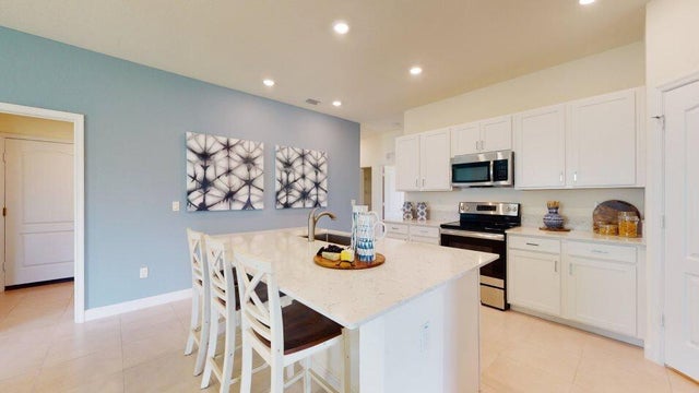 2 of 11 - 10533 Nw Suncrest Loop, Port Saint Lucie, FL