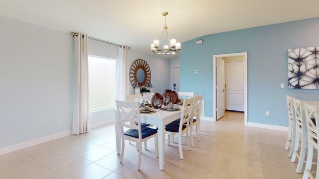 4 of 11 - 10533 Nw Suncrest Loop, Port Saint Lucie, FL