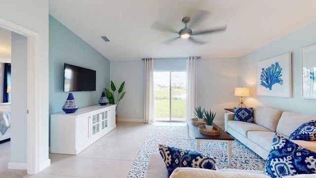 5 of 11 - 10533 Nw Suncrest Loop, Port Saint Lucie, FL