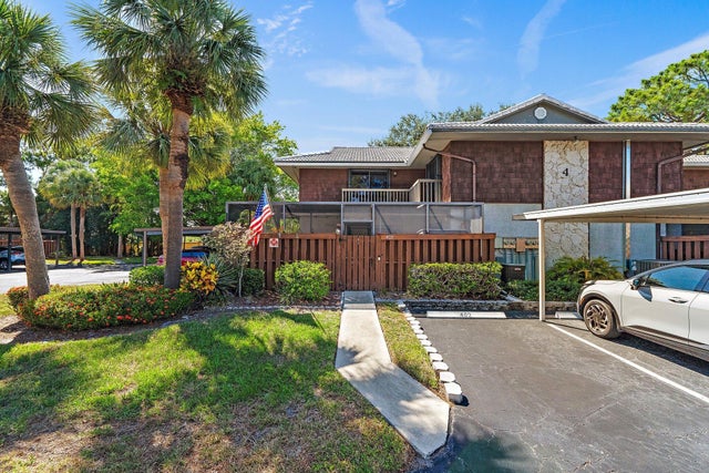 1 of 32 - 402 Se Castle Court #b, Port Saint Lucie, FL