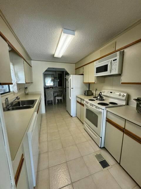 2 of 31 - 85 Grande Camino Way, Fort Pierce, FL