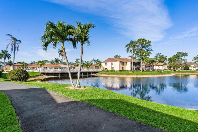 3 of 27 - 209 Pine Hov Circle #a-2, Greenacres, FL