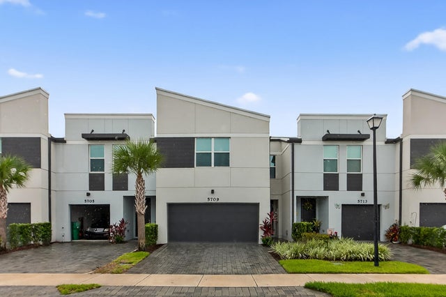 1 of 41 - 5709 Mentmore Drive, West Palm Beach, FL