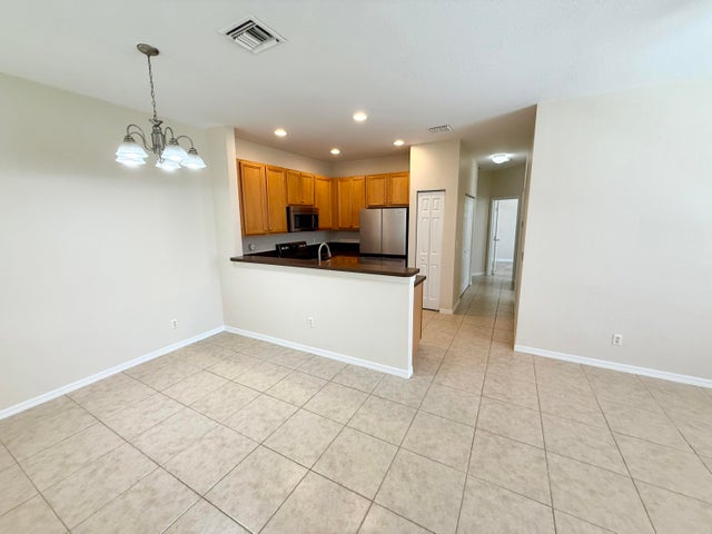 5 of 35 - 3051 Se Lexington Lakes Drive #202, Stuart, FL