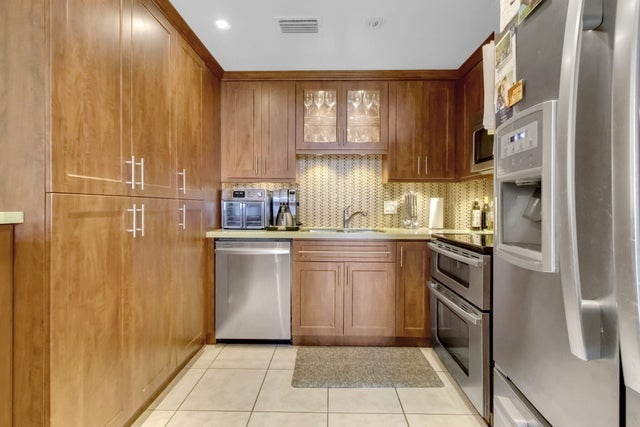 3 of 42 - 1950 S Ocean Drive #17e, Hallandale Beach, FL