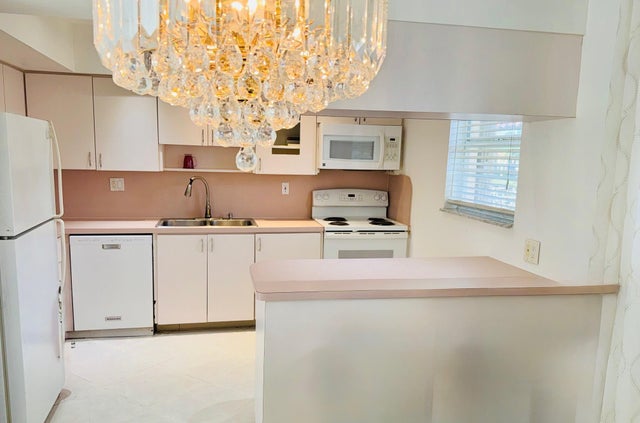5 of 18 - 2600 S Kanner Highway #q12, Stuart, FL