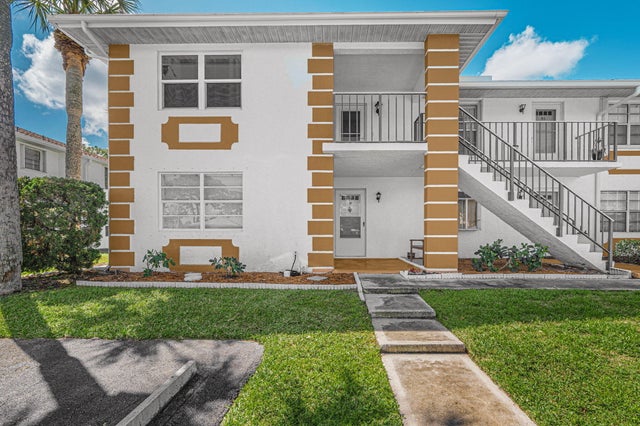 3 of 20 - 1221 S Lakes End Drive #1, Fort Pierce, FL