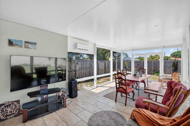 1 of 55 - 300 Sw 25th Avenue, Fort Lauderdale, FL