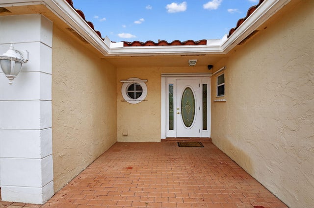 2 of 49 - 10628 Plainview Circle, Boca Raton, FL