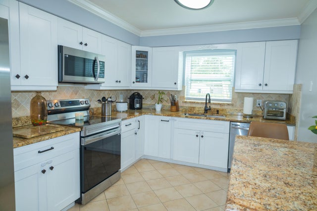 1 of 26 - 411 Forest Estate Drive, West Palm Beach, FL