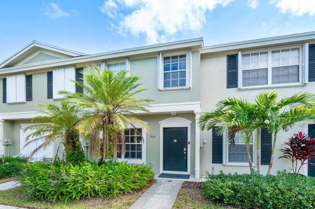 1 of 50 - 925 Kokomo Key Lane, Delray Beach, FL