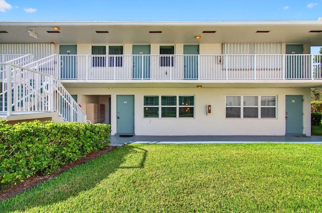4 of 49 - 880 Horizons W #106, Boynton Beach, FL