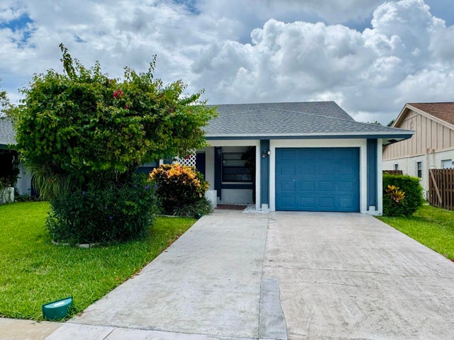 2 of 19 - 12048 Suellen Circle, Wellington, FL