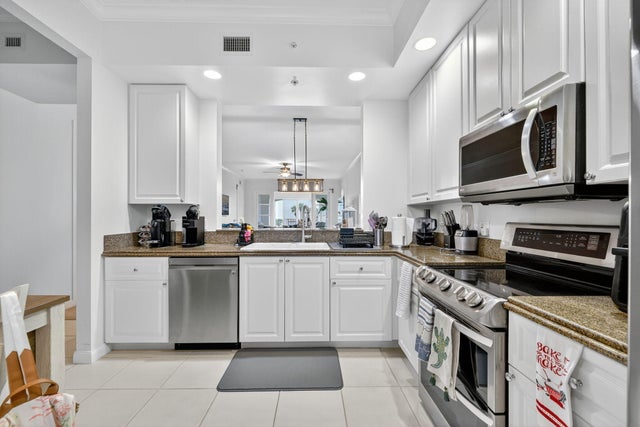 5 of 65 - 18 Harbour Isle Drive W #203, Hutchinson Island, FL