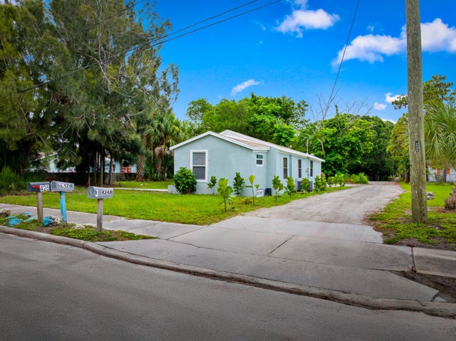 1 of 17 - 428 N 22nd Street, Fort Pierce, FL