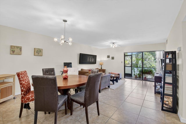3 of 16 - 900 Sw 9th Street Circle #102, Boca Raton, FL